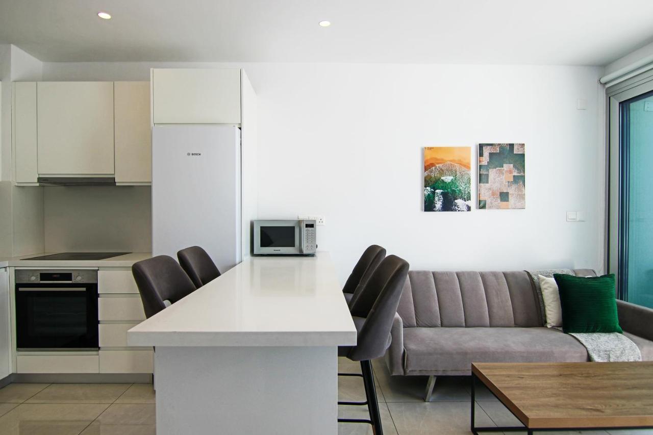 파포스 Phaedrus Living - Seaside Executive Flat Harbour 203 아파트 외부 사진