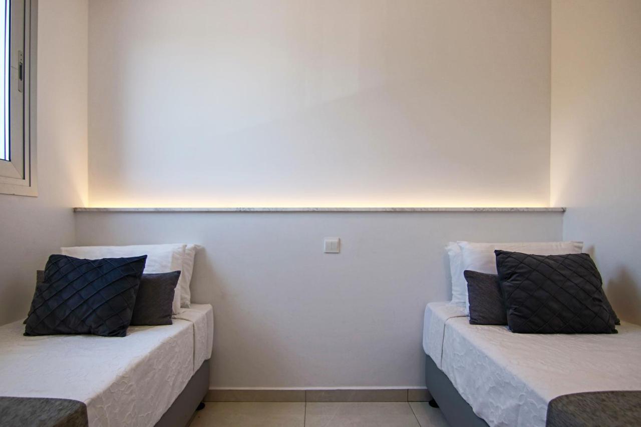 파포스 Phaedrus Living - Seaside Executive Flat Harbour 203 아파트 외부 사진
